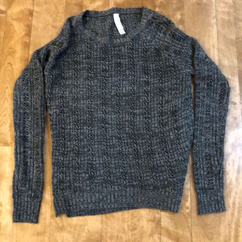 Women’s Aeropostale’s sweater, size S, very soft